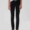 Skinny-jeans med medelhöga barn