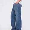 Stickade lösa jeans från 90-talet