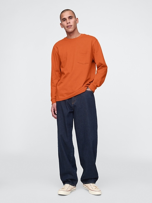 T-shirt med kraftig ficka T-shirt med kraftig ficka