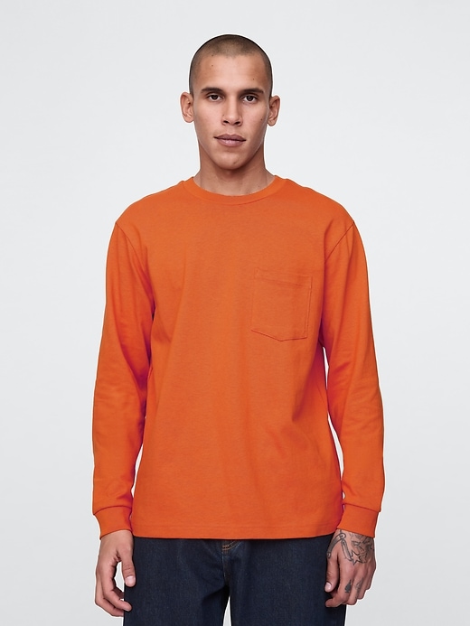 T-shirt med kraftig ficka T-shirt med kraftig ficka