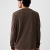 T-shirt med kraftig ficka T-shirt med kraftig ficka