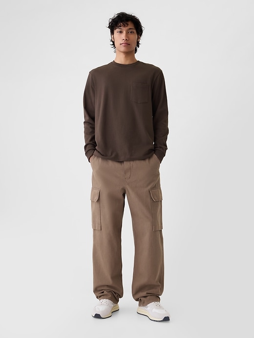 T-shirt med kraftig ficka T-shirt med kraftig ficka