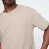 T-shirt med kraftig ficka
