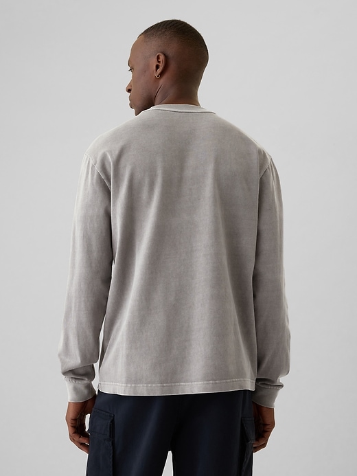T-shirt med kraftig ficka T-shirt med kraftig ficka