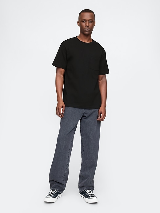 T-shirt med kraftig ficka T-shirt med kraftig ficka