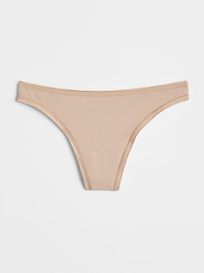 Thong med låg höjd
