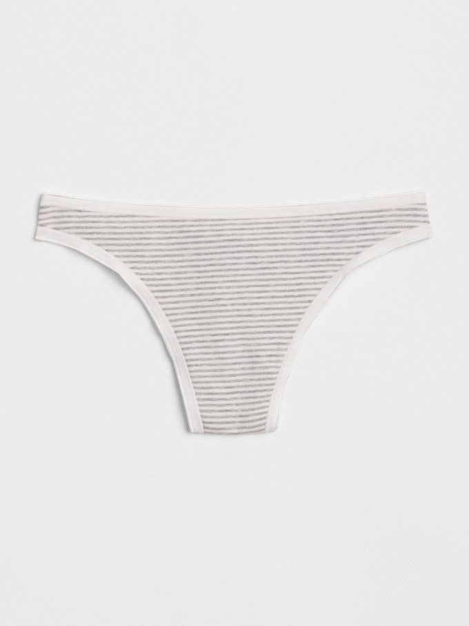 Thong med låg höjd
