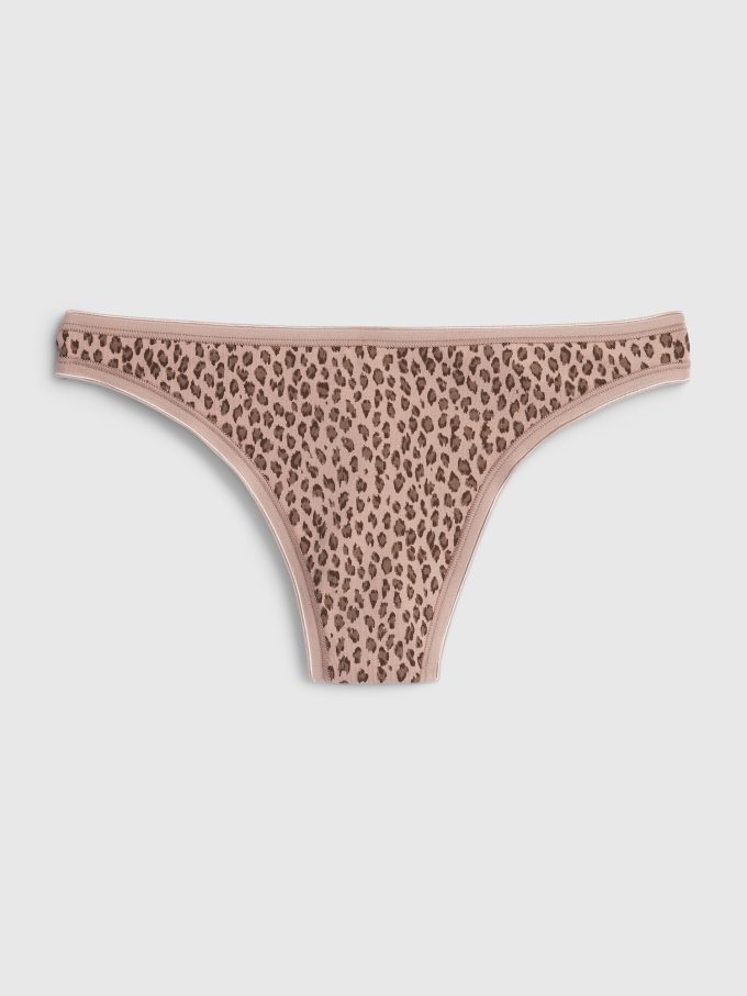 Thong med låg höjd