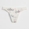 Thong med låg höjd