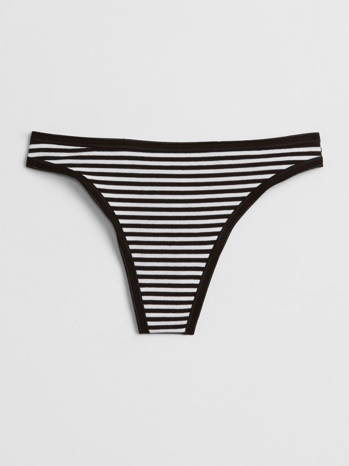 Thong med låg höjd